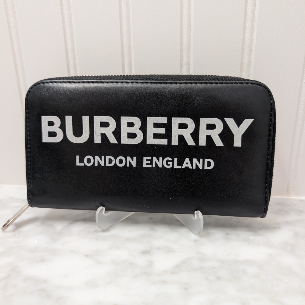 Burberry Black Leather Continental Zip Wallet Authentic w/ Dust Bag